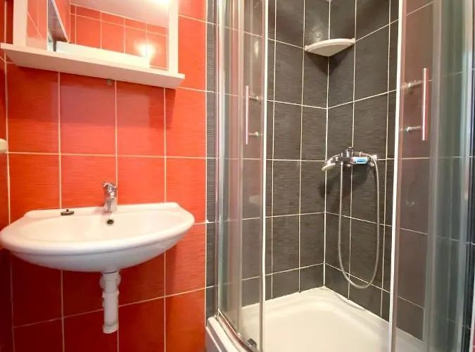 2 Bedrooms With Wifi At Vodice