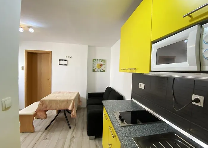 Appartement 2 Bedrooms With Wifi At